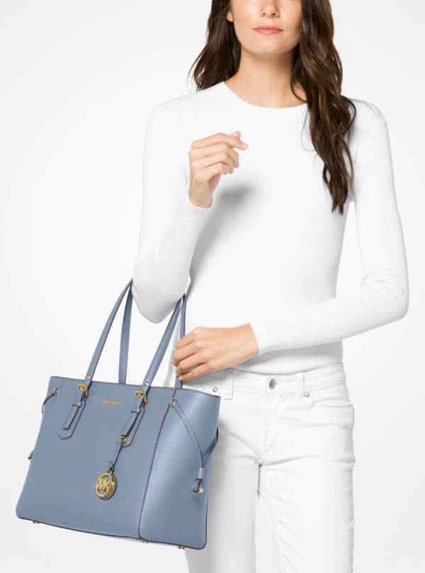 Damske Prenosná Taška Michael Kors Voyager Medium Crossgrain Leather Modre - Kabelky Michael Kors Outlet | IOEBX-1597
